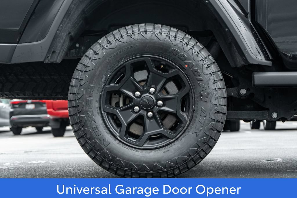 Used 2022 Jeep Gladiator Sport AWD/4WD image 9