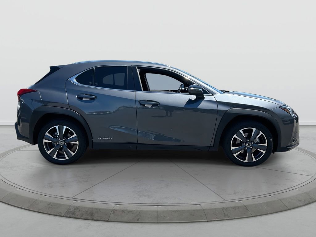 Used 2022 Lexus UX 250h w/ Accessory Package (Z1) AWD/4WD image 9