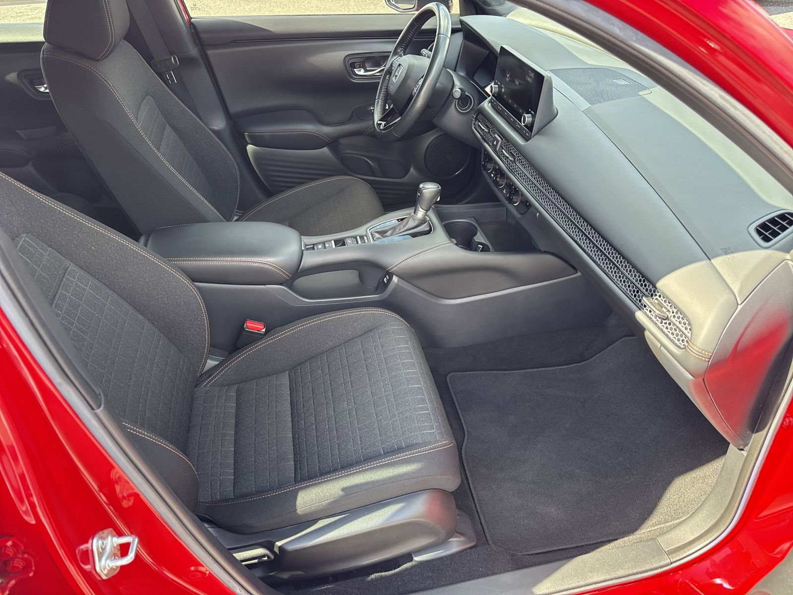 Used 2023 Honda HR-V Sport image 29