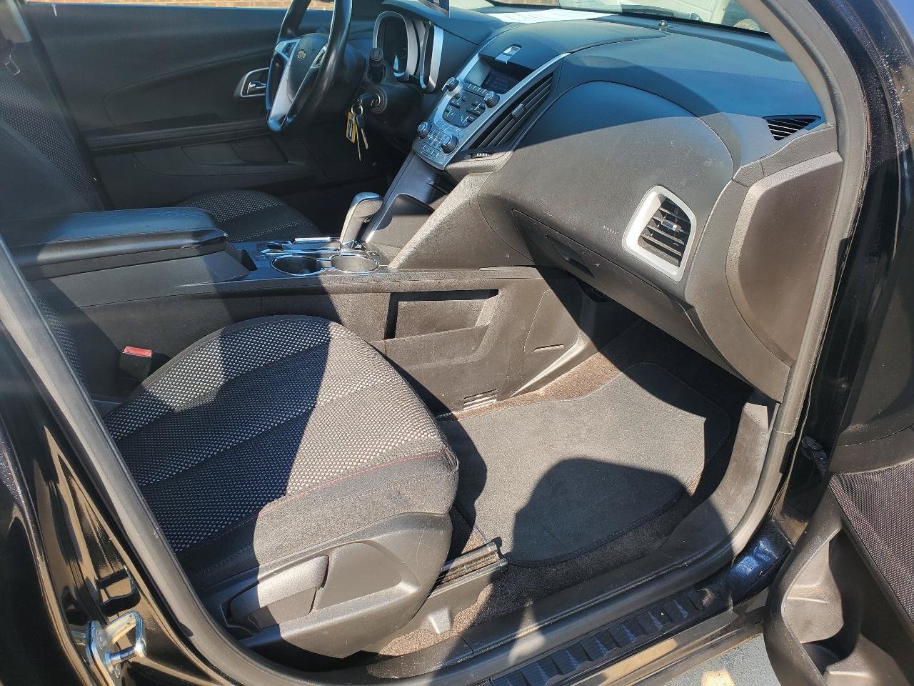Used 2010 Chevrolet Equinox LT w/ Vehicle Interface Package FWD image 5