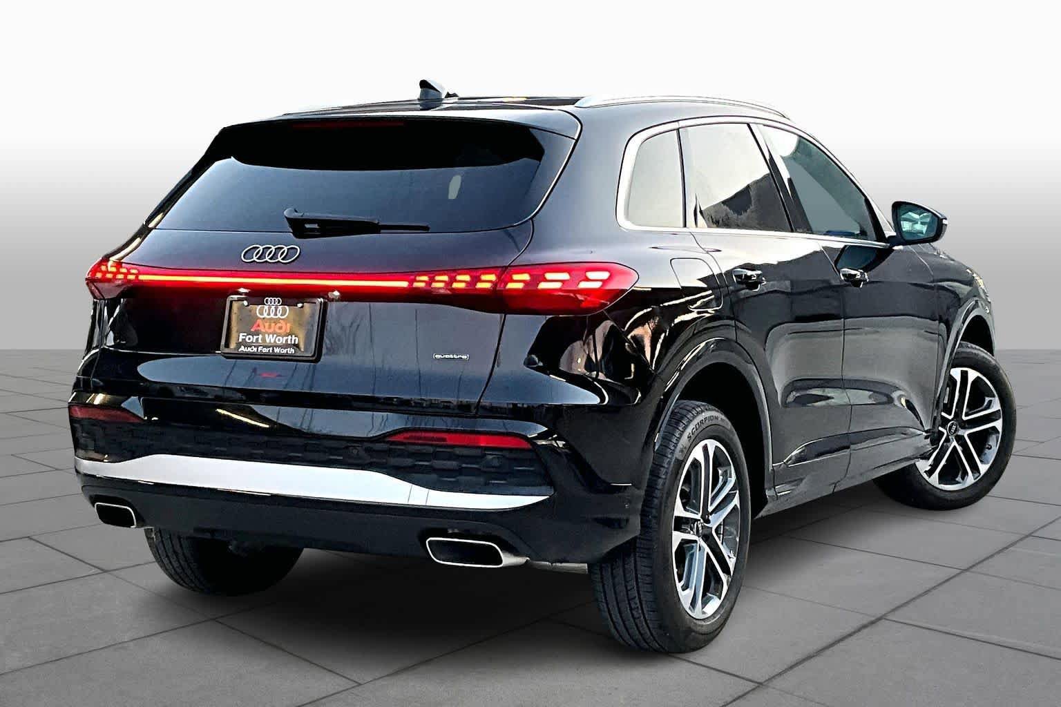 Certified 2025 Audi Q5 Premium Plus w/ Premium Plus image 12