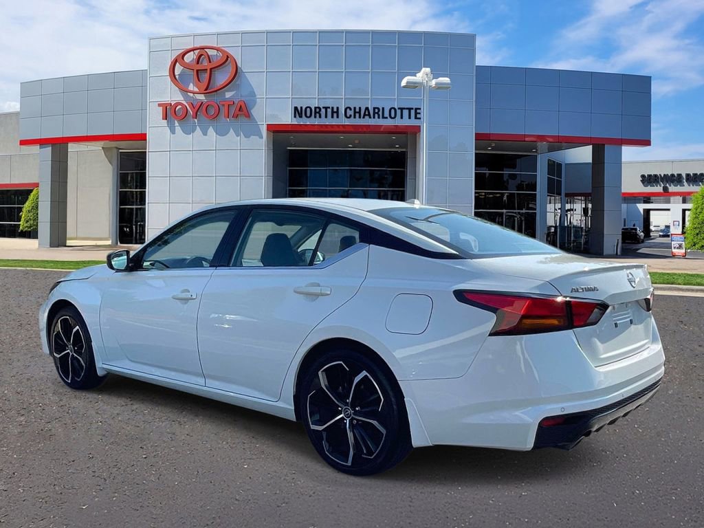 Used 2024 Nissan Altima 2.5 SR FWD image 6