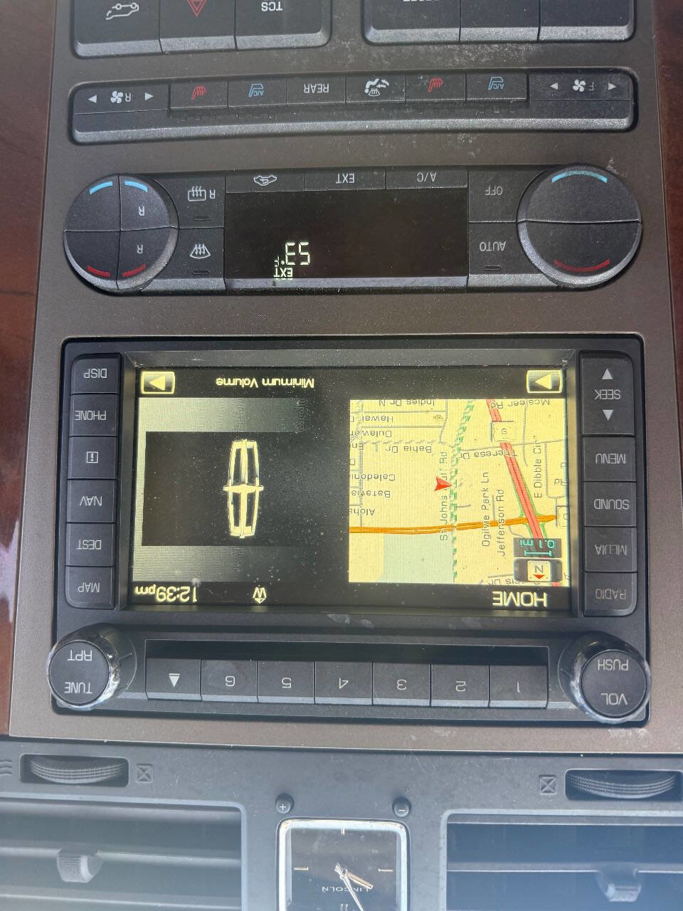 Used 2012 Lincoln Navigator Base 4x2 4dr SUV image 14