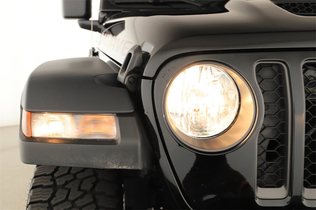 Used 2023 Jeep Gladiator Mojave w/ Cold Weather Group image 30