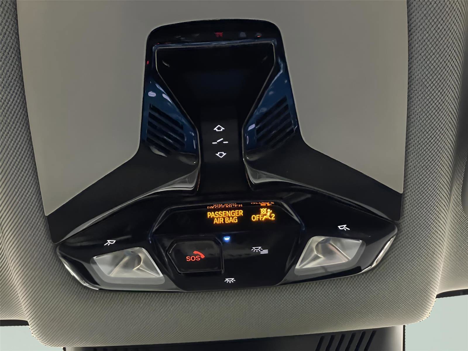 Used 2025 MINI Cooper 2-Door Hardtop image 22