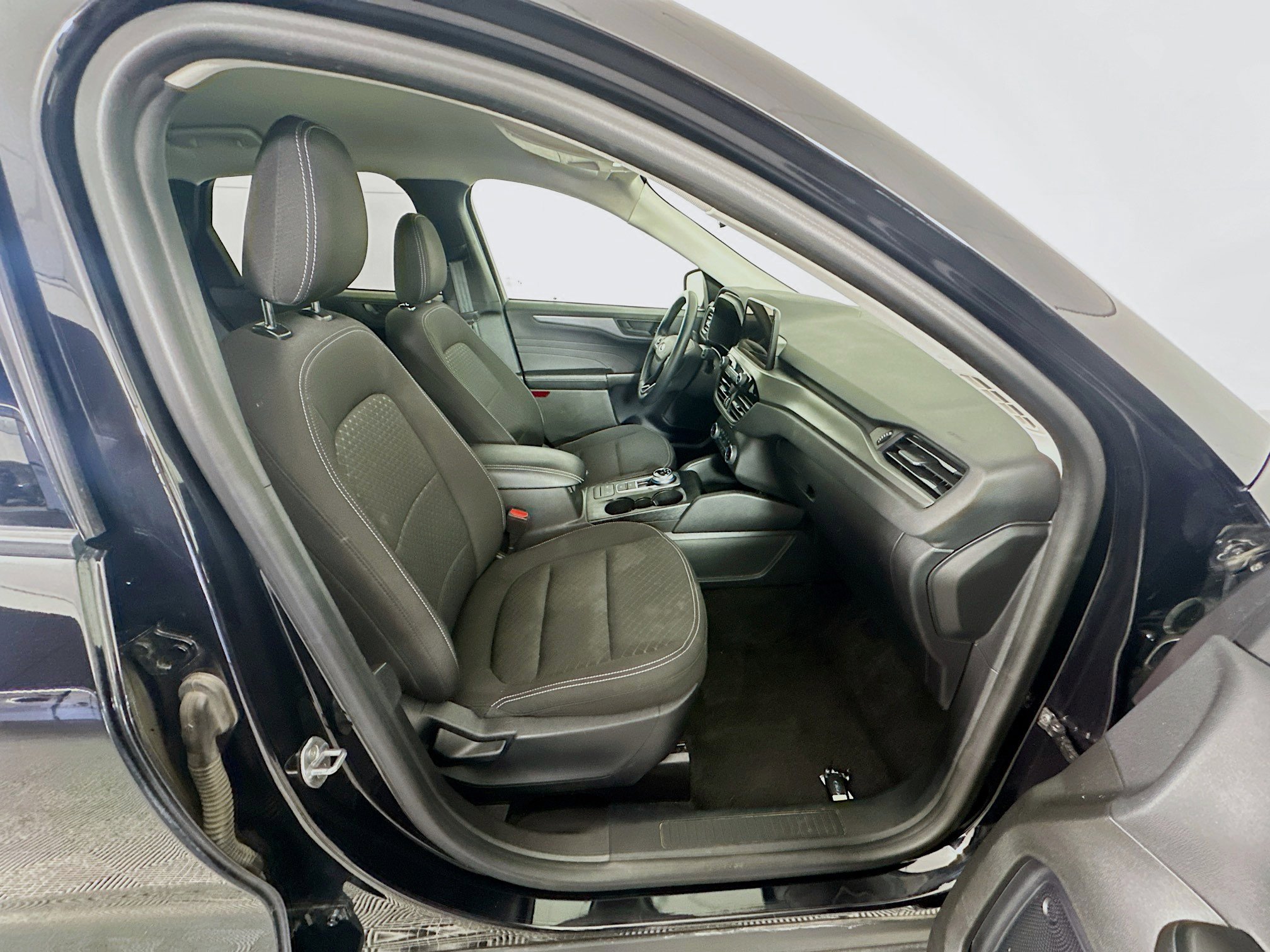 Used 2024 Ford Escape Active FWD image 32