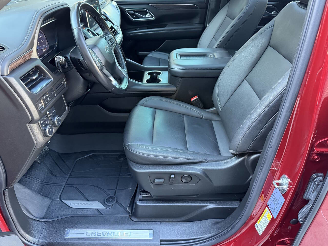 Used 2022 Chevrolet Tahoe Z71 image 16