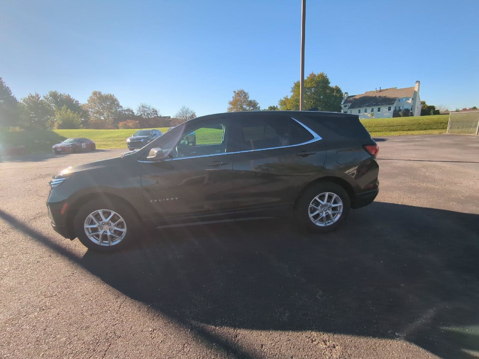 Used 2024 Chevrolet Equinox LT AWD/4WD image 4