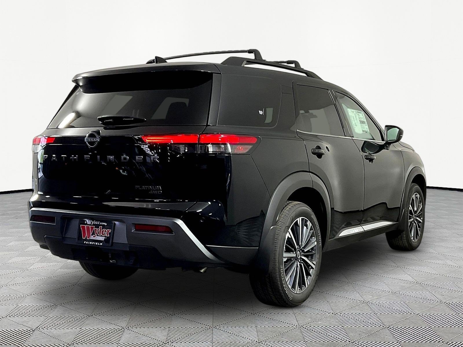 New 2026 Nissan Pathfinder Platinum w/ Lighting Package AWD/4WD image 7