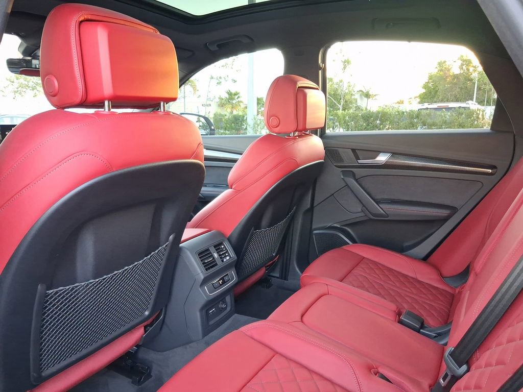 Used 2025 Audi SQ5 Premium Plus image 9