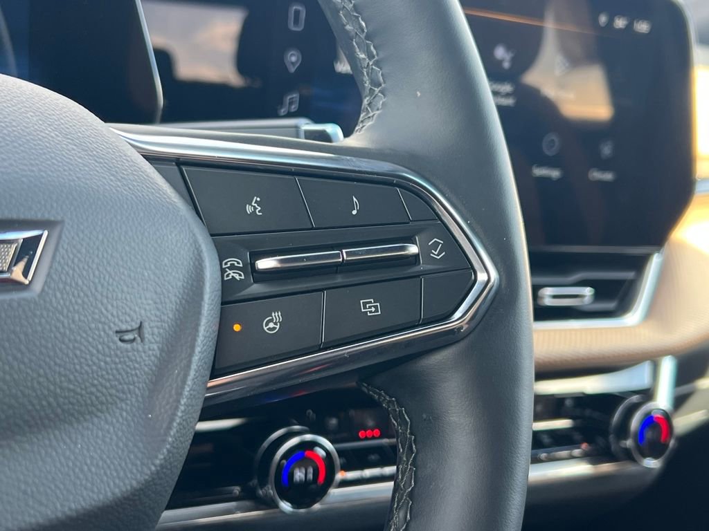 Used 2025 Chevrolet Equinox ACTIV w/ Safety and Technology Package image 21