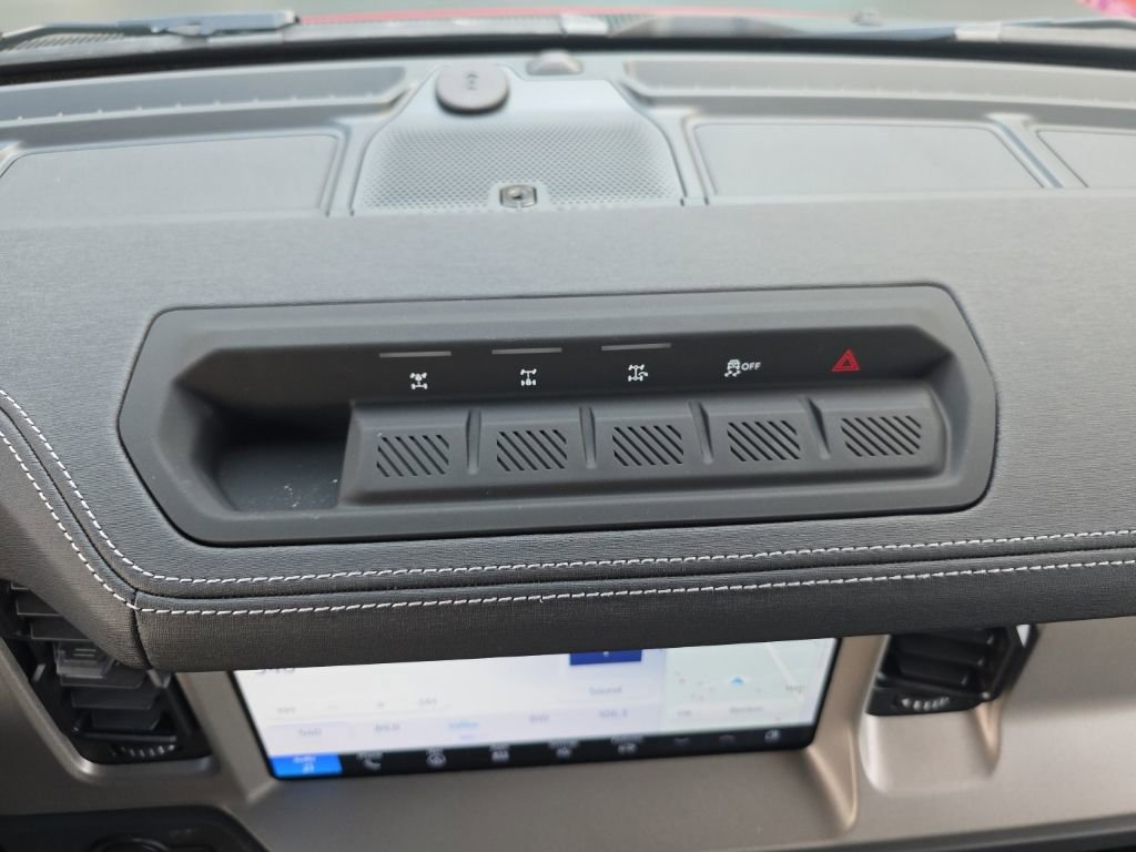 New 2026 Ford Bronco Outer Banks w/ Sasquatch Package image 17