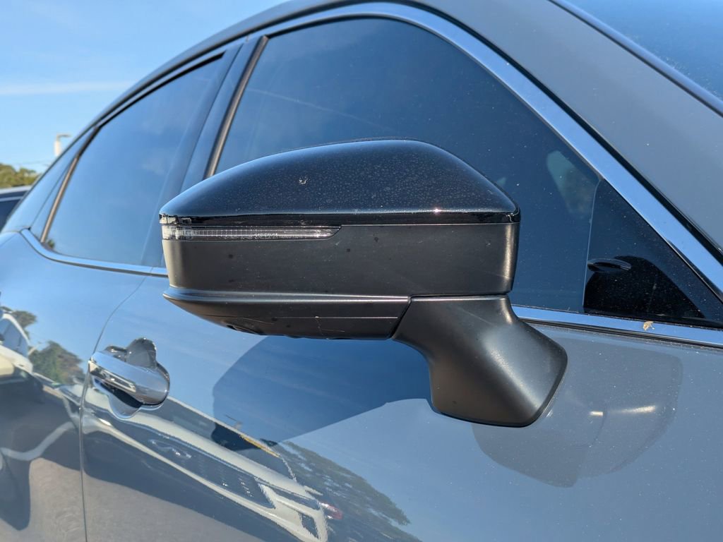 Used 2026 Toyota Crown Platinum image 12