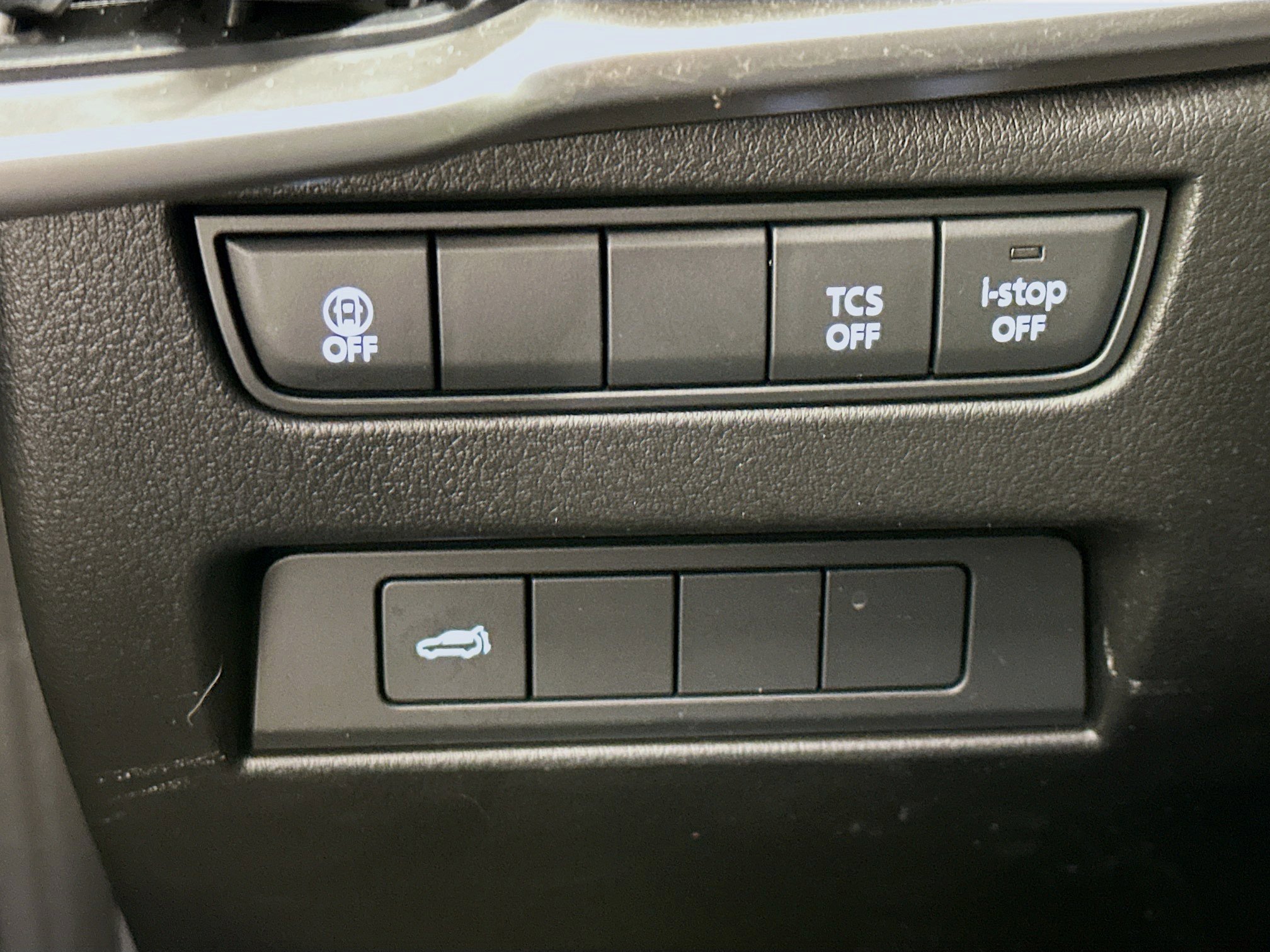 Used 2024 MAZDA CX-90 3.3 Turbo w/ Preferred Plus image 17