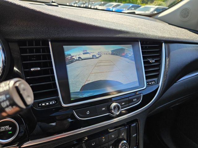 Used 2019 Buick Encore Essence FWD image 31