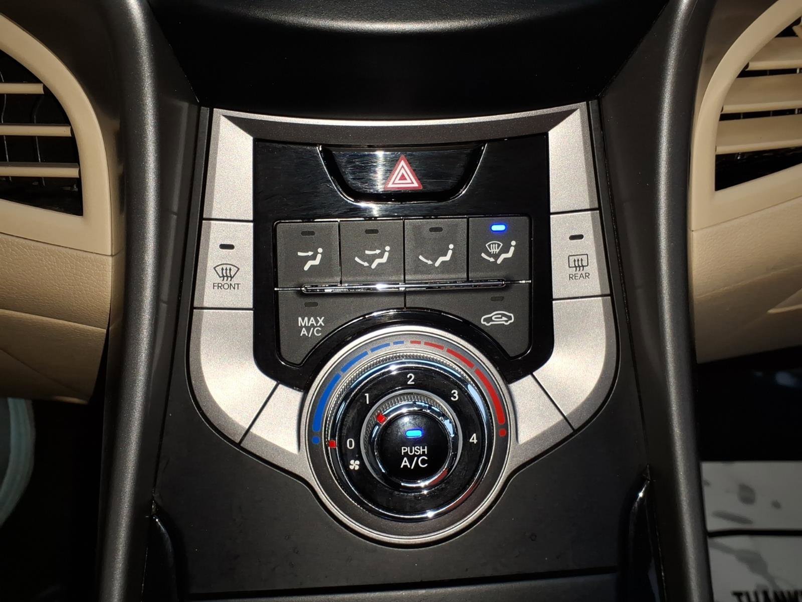 Used 2013 Hyundai Elantra GLS image 12