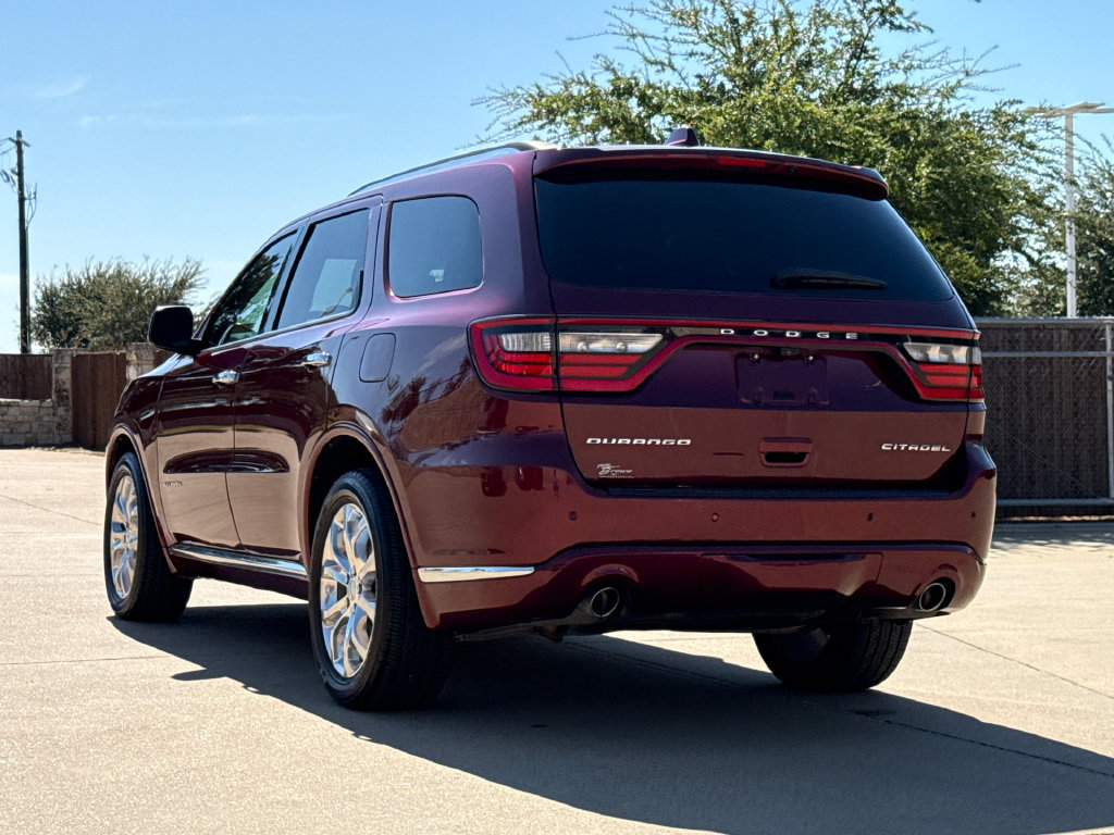 Used 2018 Dodge Durango Citadel w/ Technology Group RWD image 6