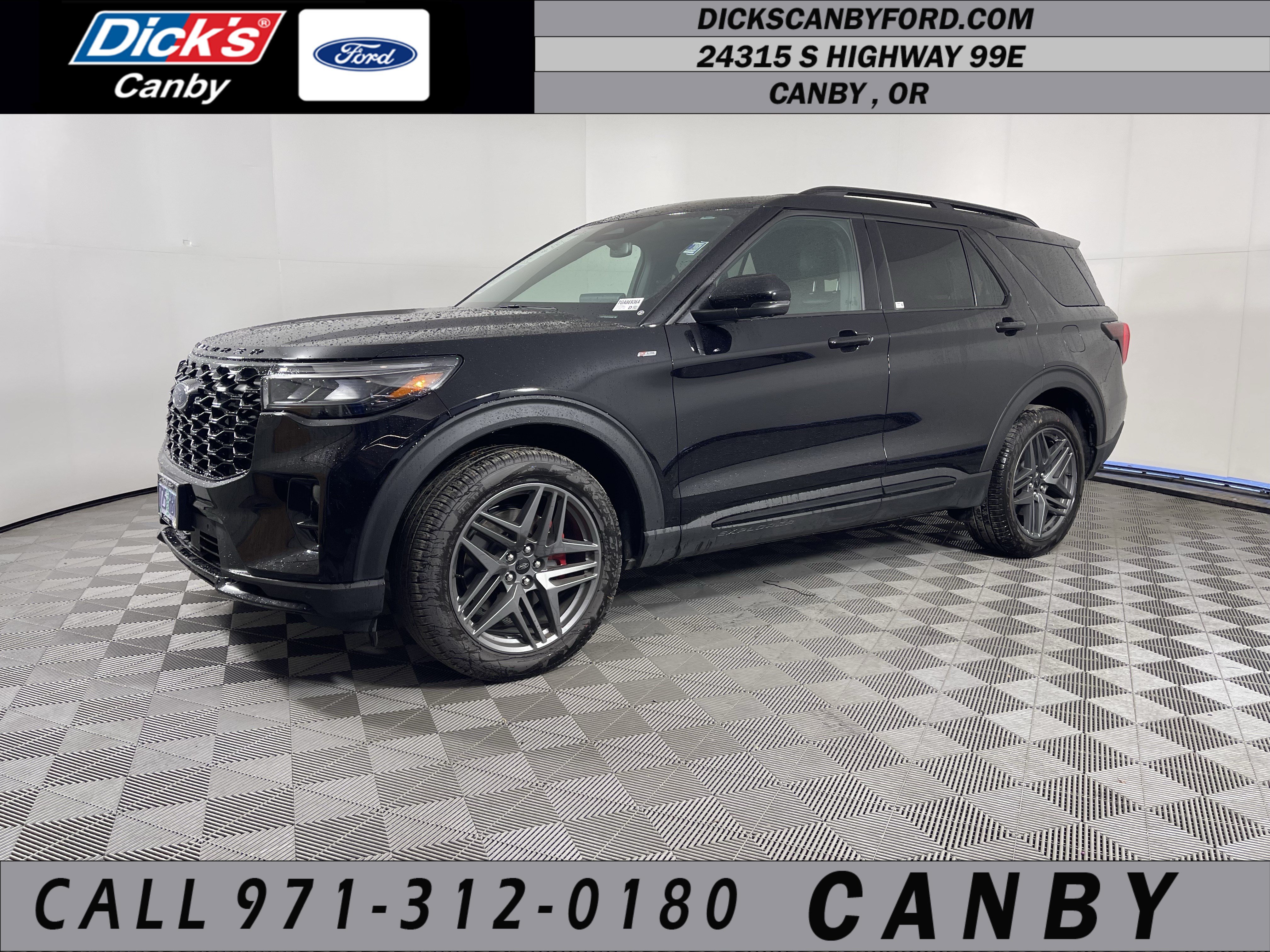 Used 2026 Ford Explorer ST-Line w/ ST-Line Street Pack AWD/4WD image 1