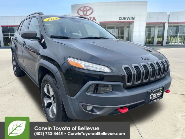 Used 2016 Jeep Cherokee Trailhawk w/ Comfort/Convenience Group