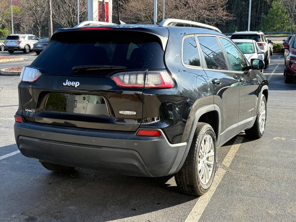 Used 2020 Jeep Cherokee Latitude w/ Cold Weather Group image 7