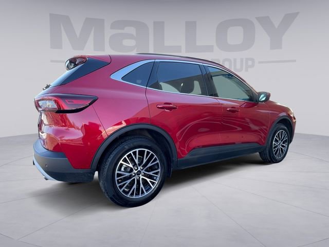 Used 2025 Ford Escape SE w/ PHEV Premium Package image 5