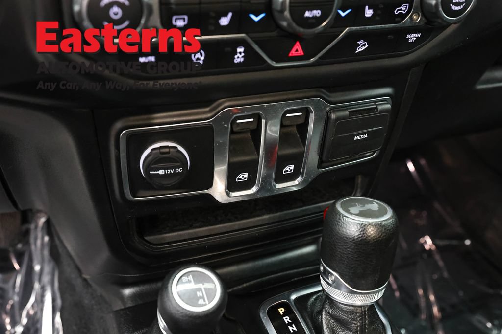 Used 2020 Jeep Wrangler Sport AWD/4WD image 21