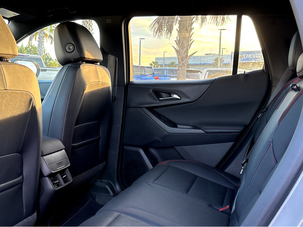 Used 2025 Chevrolet Equinox RS image 20