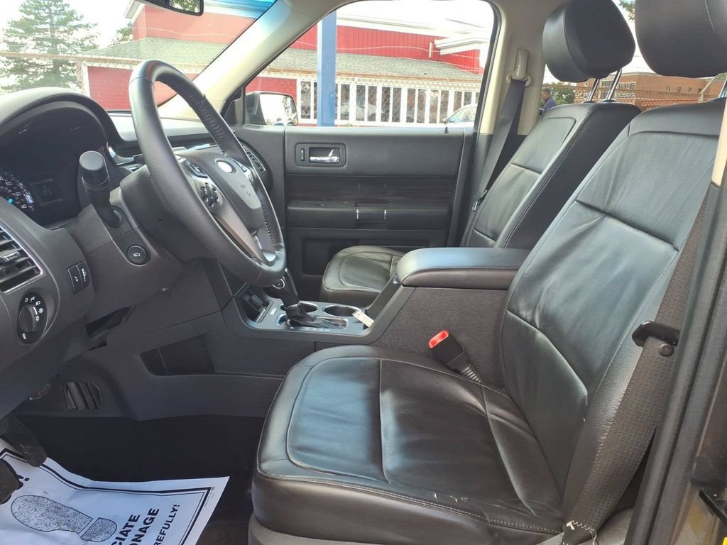 Certified 2019 Ford Flex SEL w/ Equipment Group 202A AWD/4WD image 17