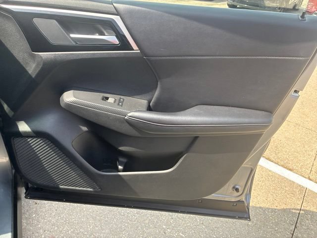 Used 2024 Mitsubishi Outlander SE FWD image 13