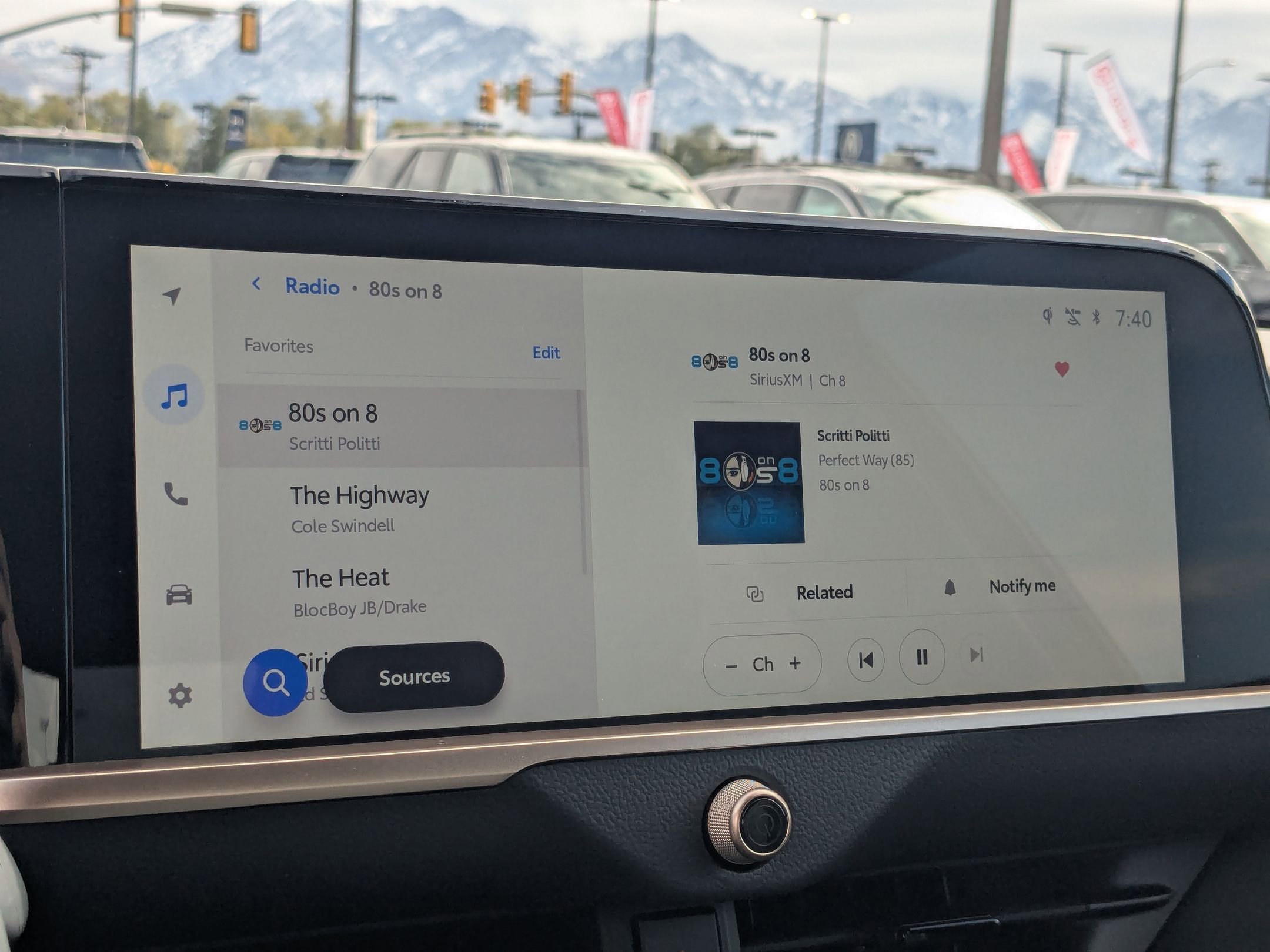 New 2026 Toyota Crown Platinum image 10