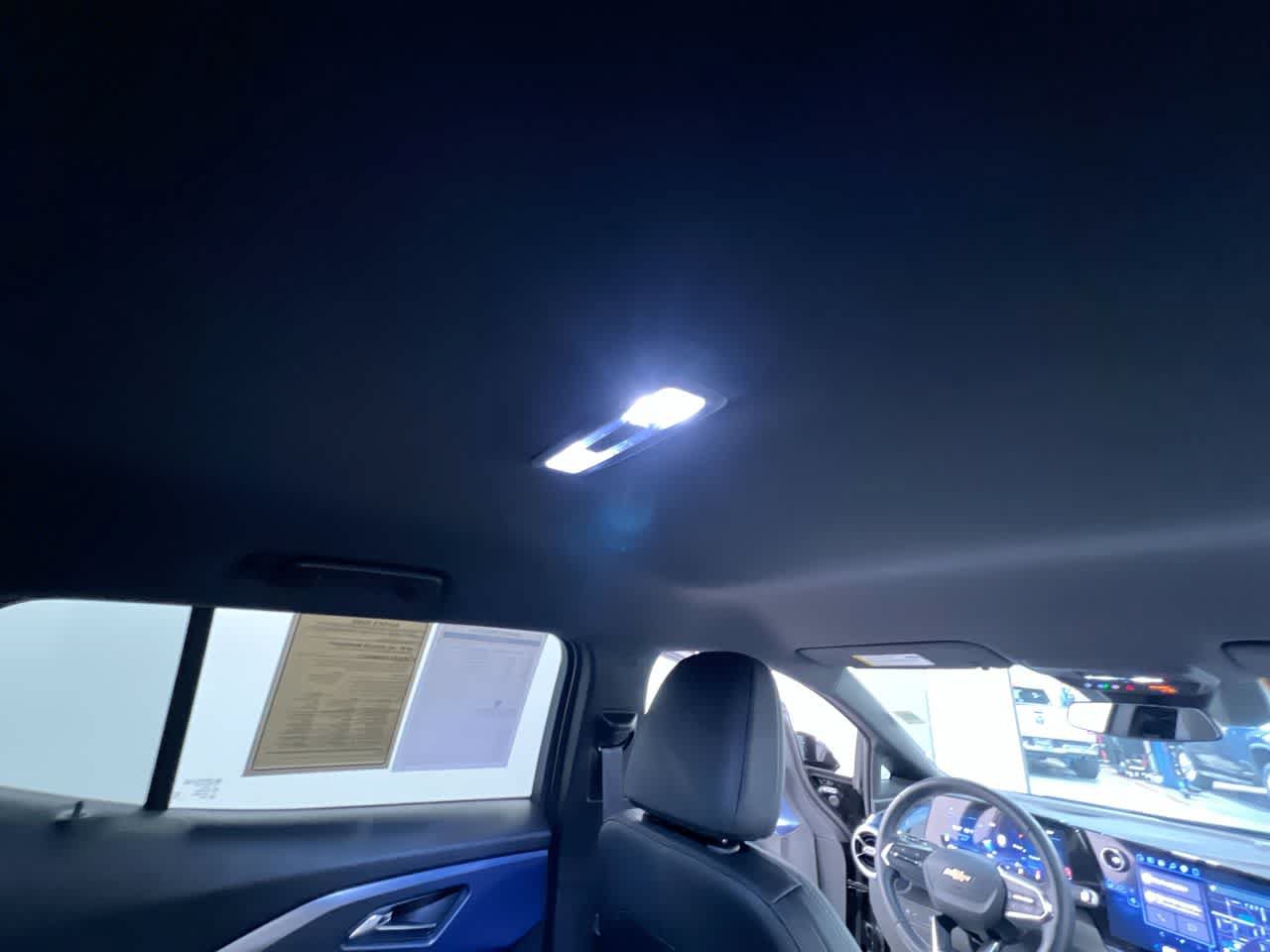 Used 2026 Chevrolet Equinox EV LT FWD image 39