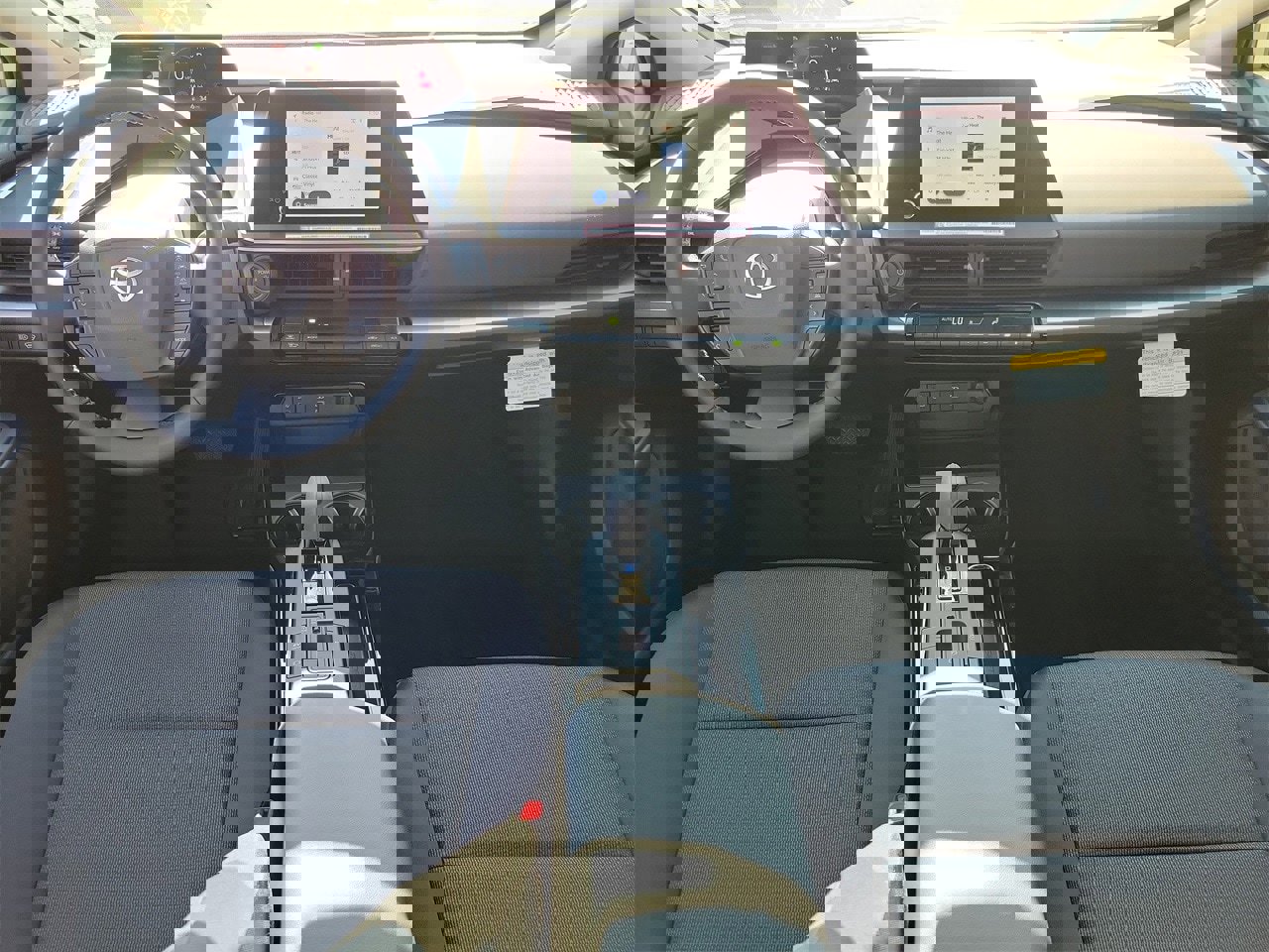 New 2026 Toyota Prius LE image 12