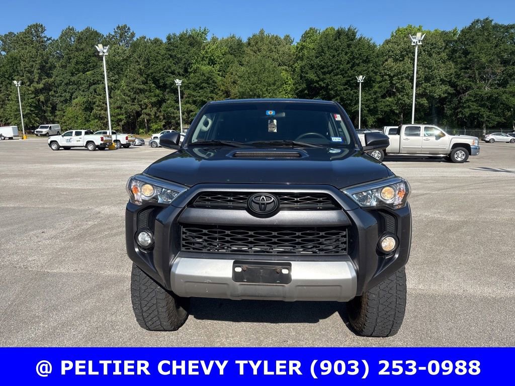 Used 2019 Toyota 4Runner TRD Off-Road AWD/4WD image 2