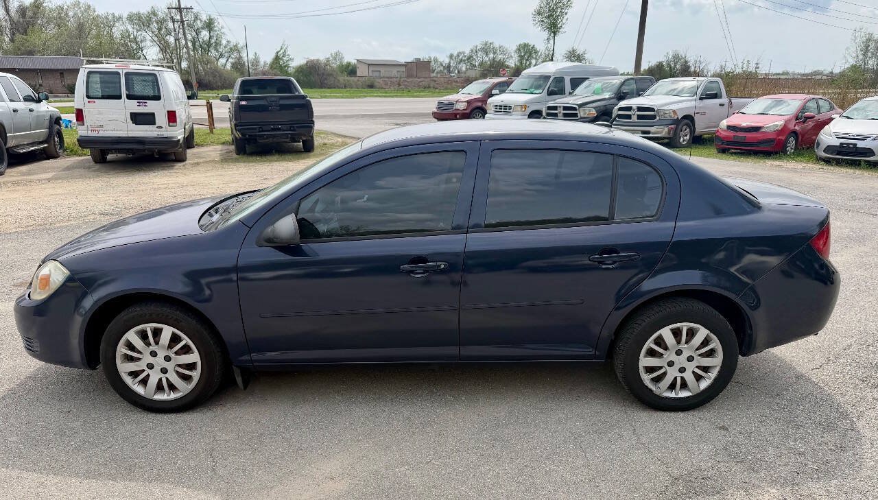 Used 2010 Chevrolet Cobalt LS w/ Protection Package FWD image 2