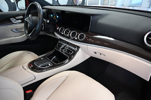 Used 2021 Mercedes-Benz E 350 4MATIC Sedan image 14