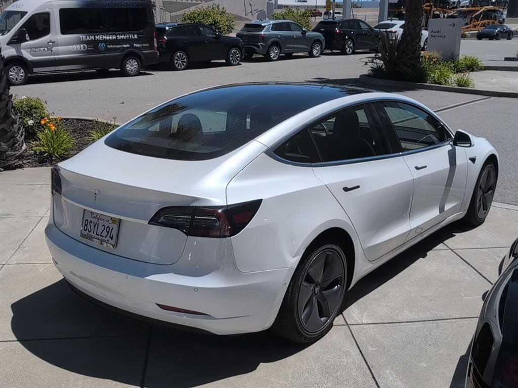 Used 2020 Tesla Model 3 Standard Range Plus RWD image 5