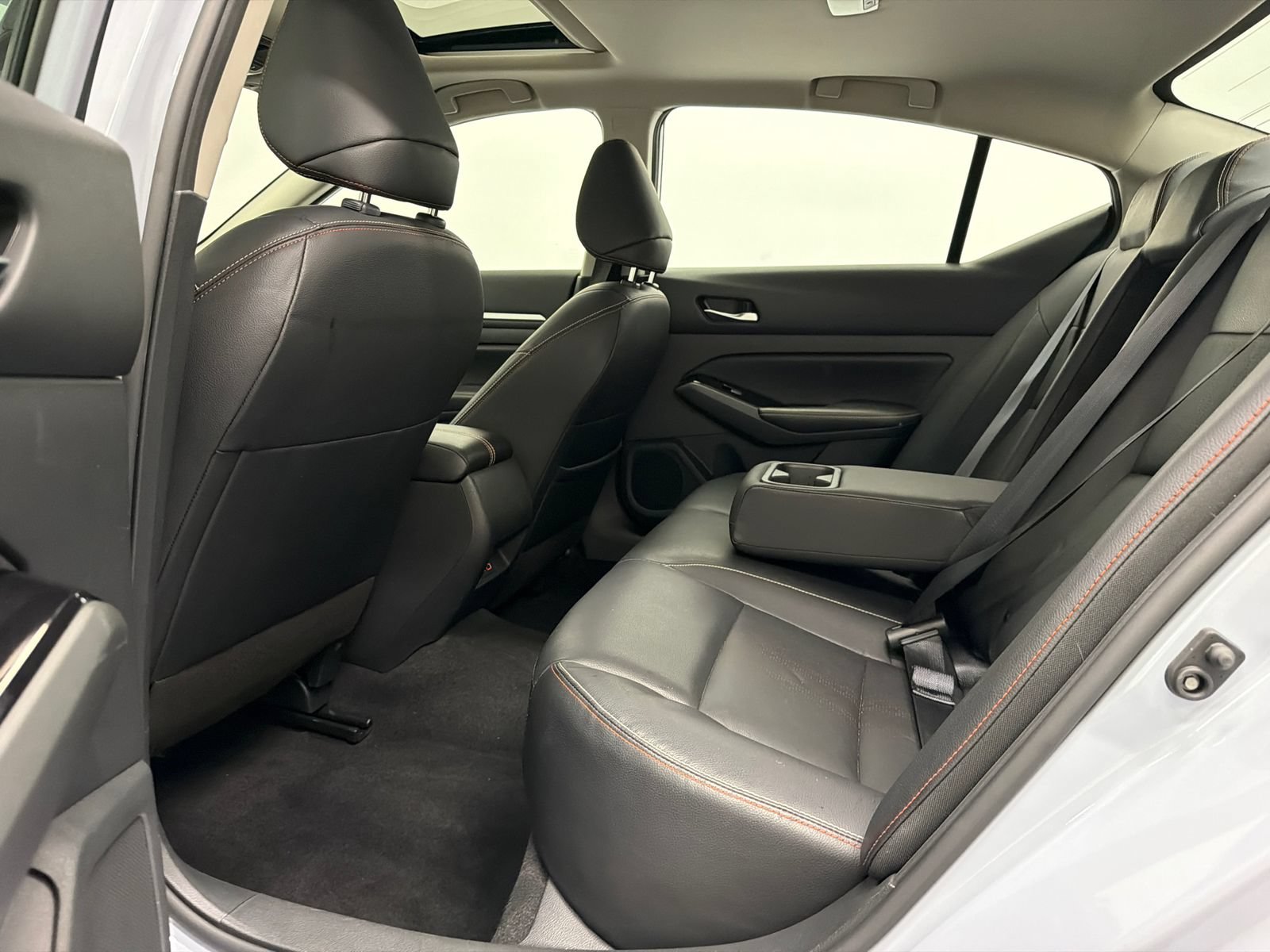 Used 2024 Nissan Altima 2.5 SR w/ SR Premium Package FWD image 15