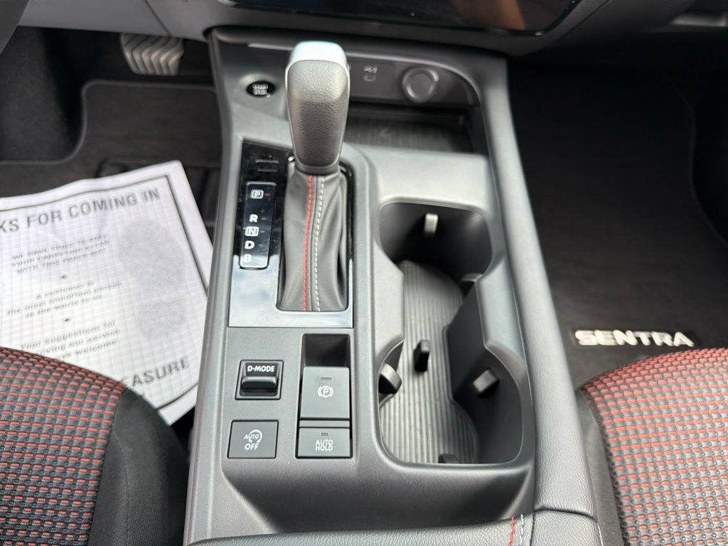 Used 2026 Nissan Sentra SR w/ Floor Mat Package FWD image 31