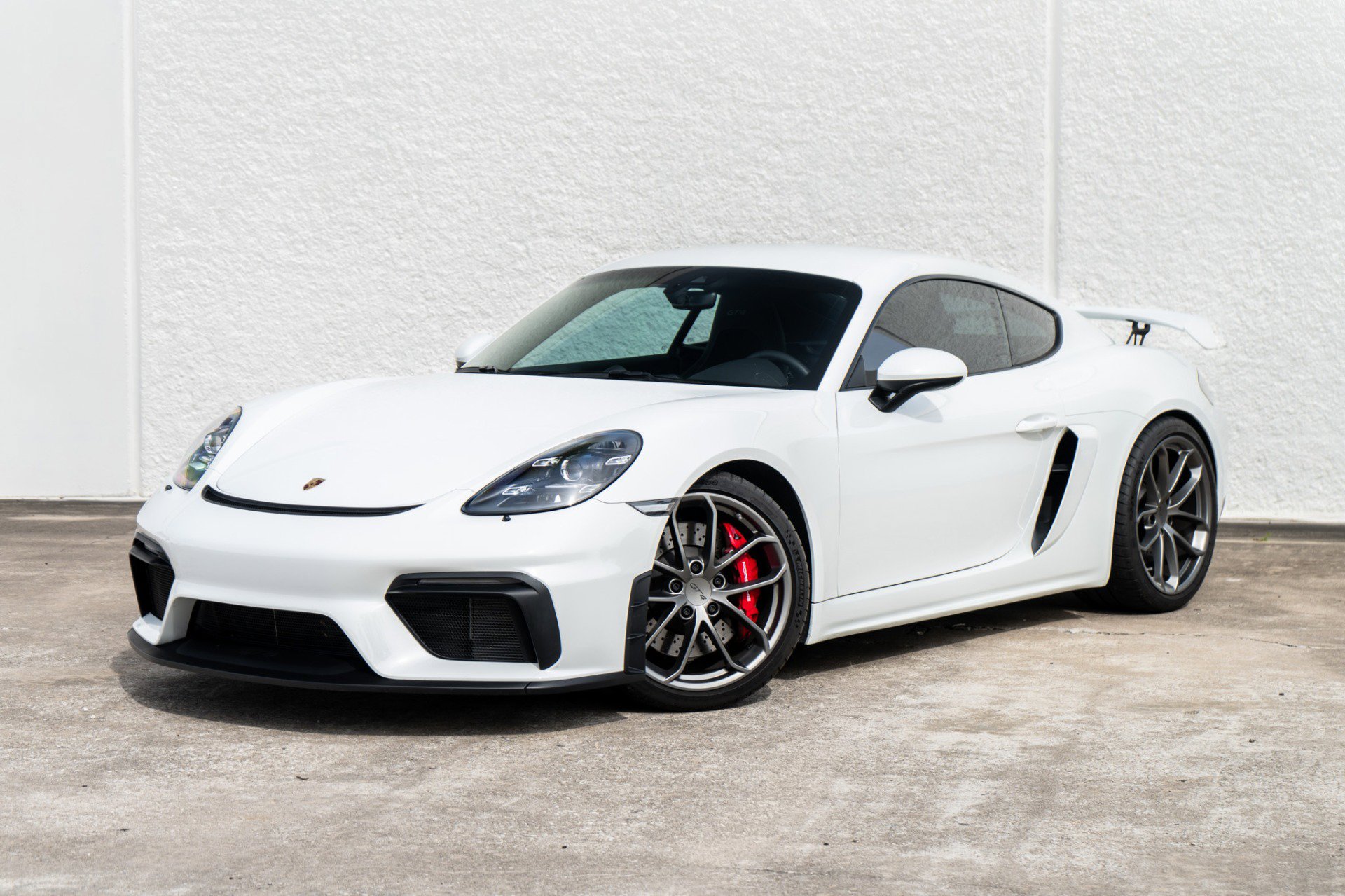 Used 2022 Porsche 718 Cayman GT4 image 1