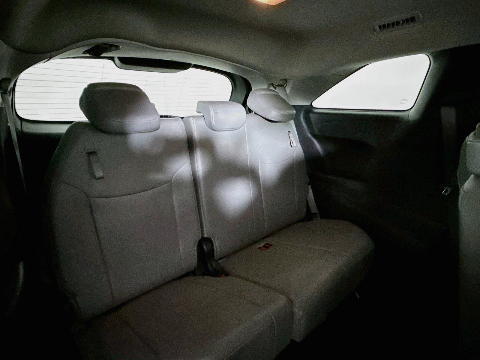 Certified 2025 Toyota Sienna XLE FWD image 40