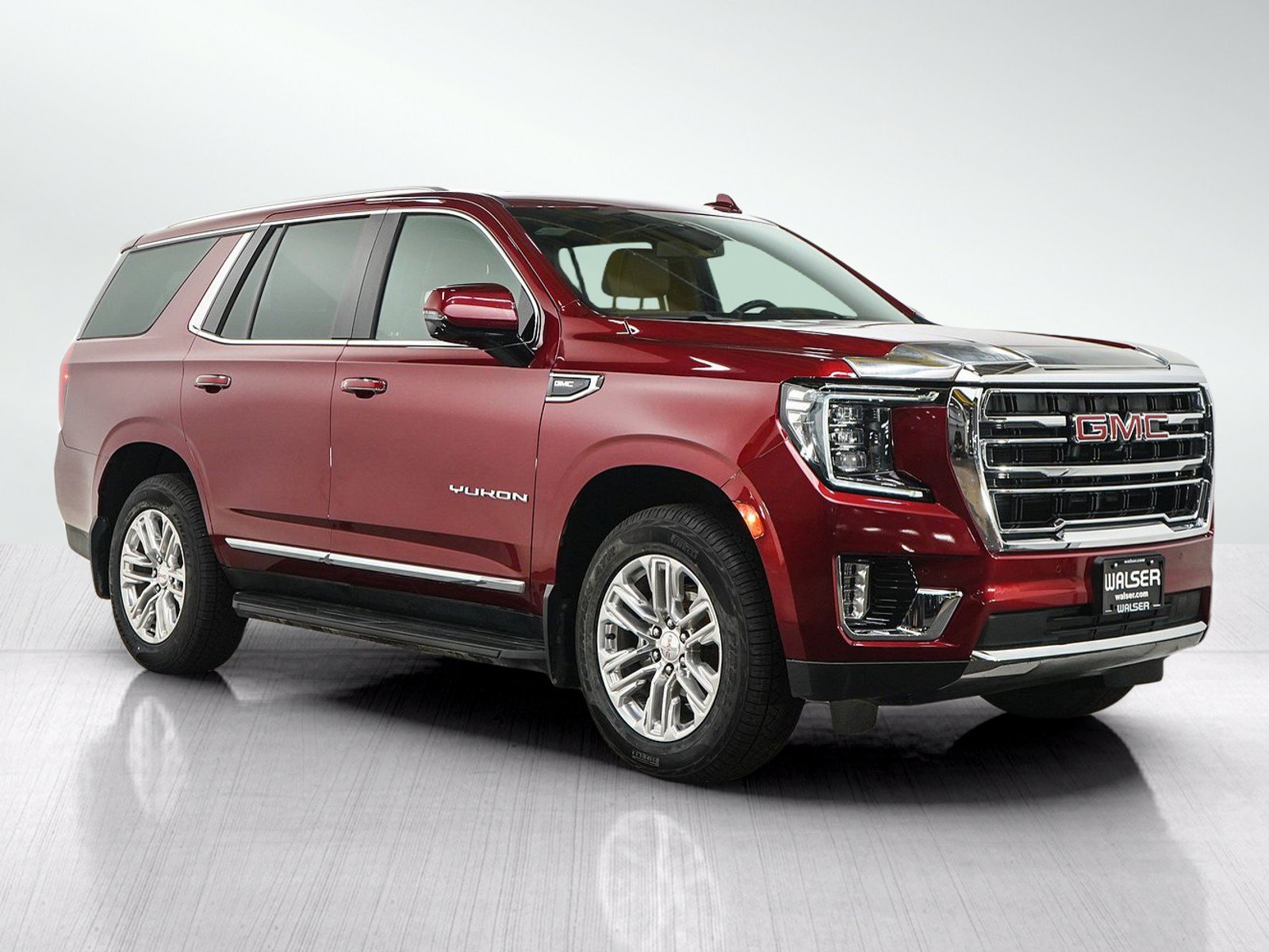 Used 2022 GMC Yukon SLT w/ SLT Premium Package AWD/4WD image 7