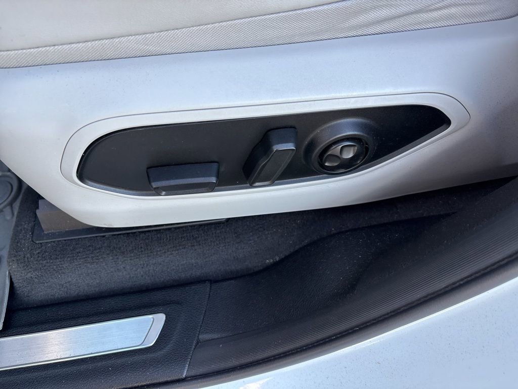 Used 2021 Jeep Grand Cherokee L Overland image 34