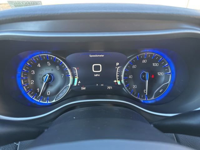 New 2026 Chrysler Pacifica Select image 15