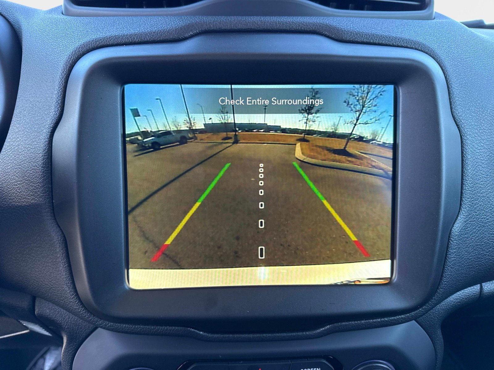 Used 2023 Jeep Renegade Latitude image 24