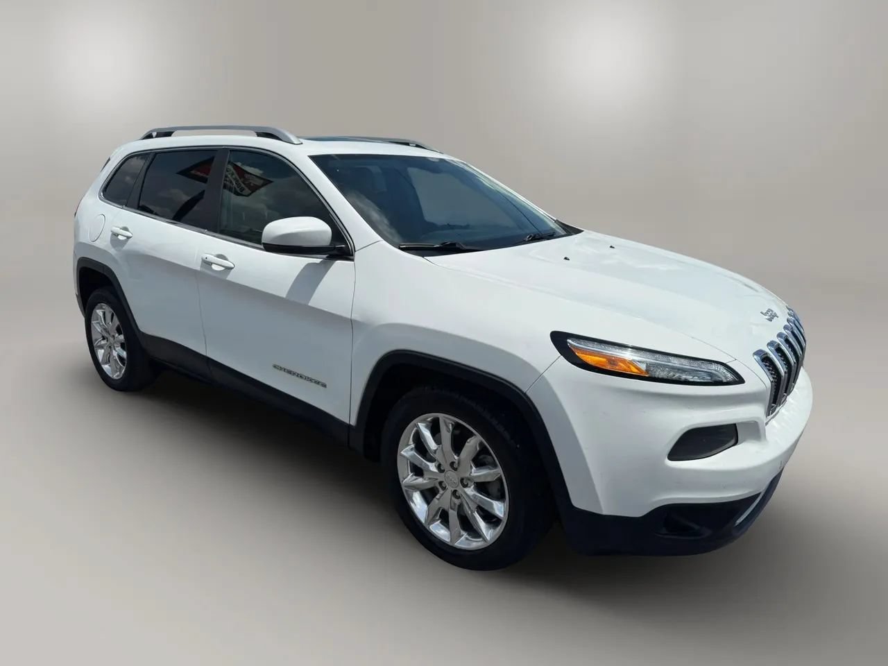 Used 2015 Jeep Cherokee Limited FWD image 4