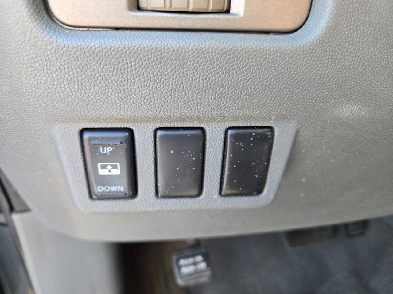Used 2006 Nissan Titan SE AWD/4WD image 15