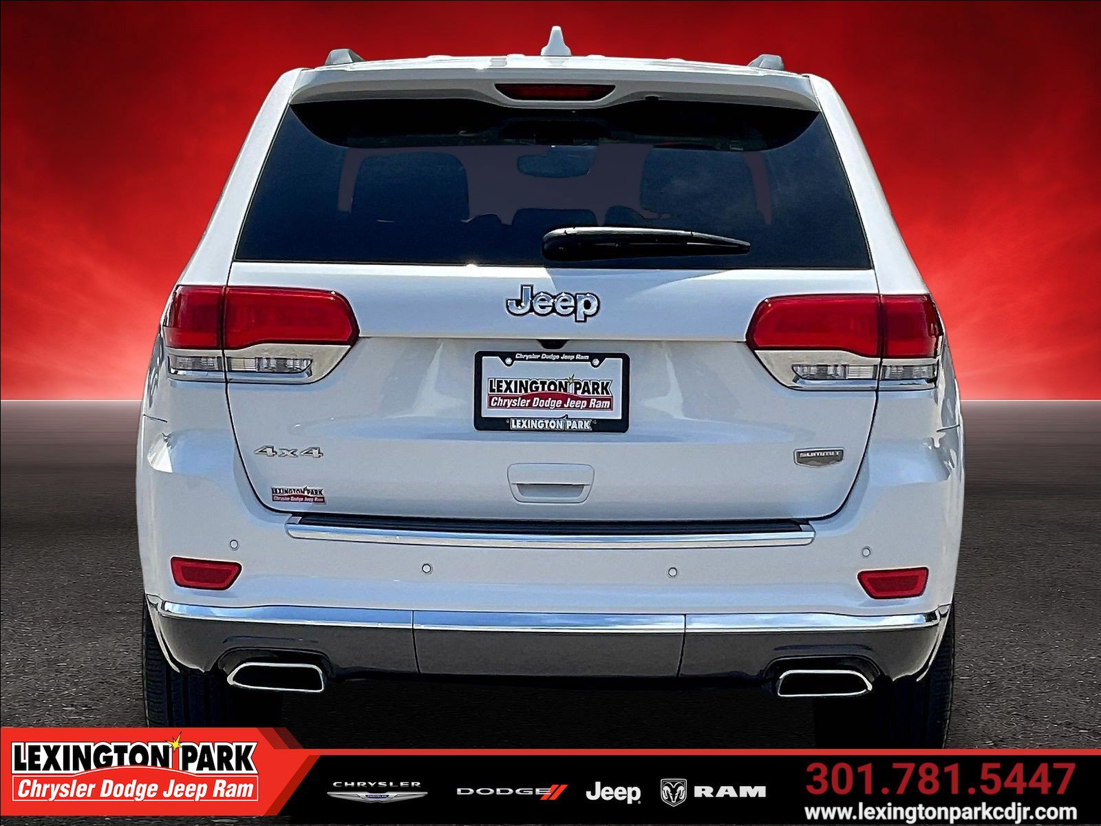 Used 2021 Jeep Grand Cherokee Summit AWD/4WD image 6