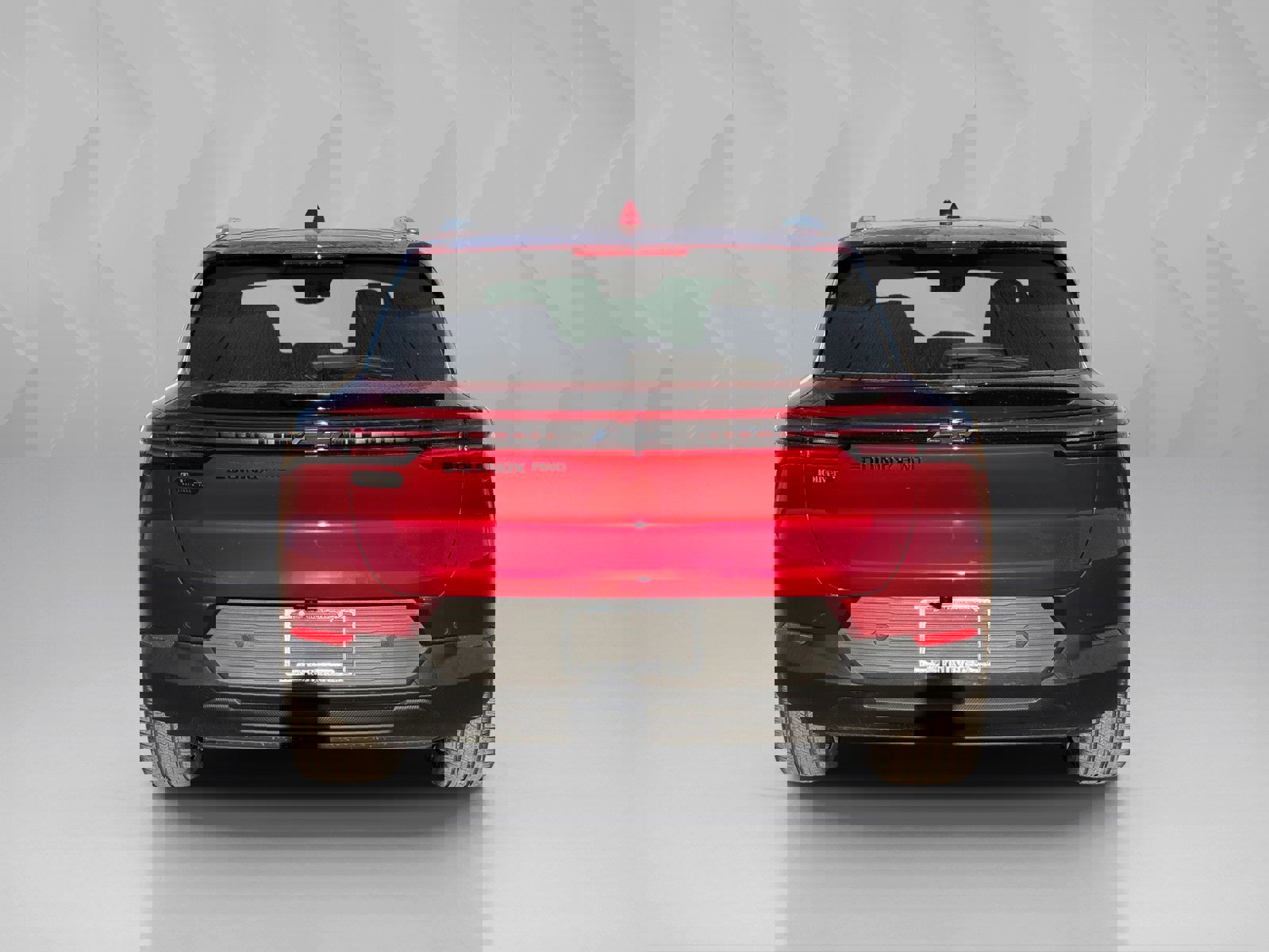 New 2026 Chevrolet Equinox EV LT w/ LPO, Blackout Package image 6