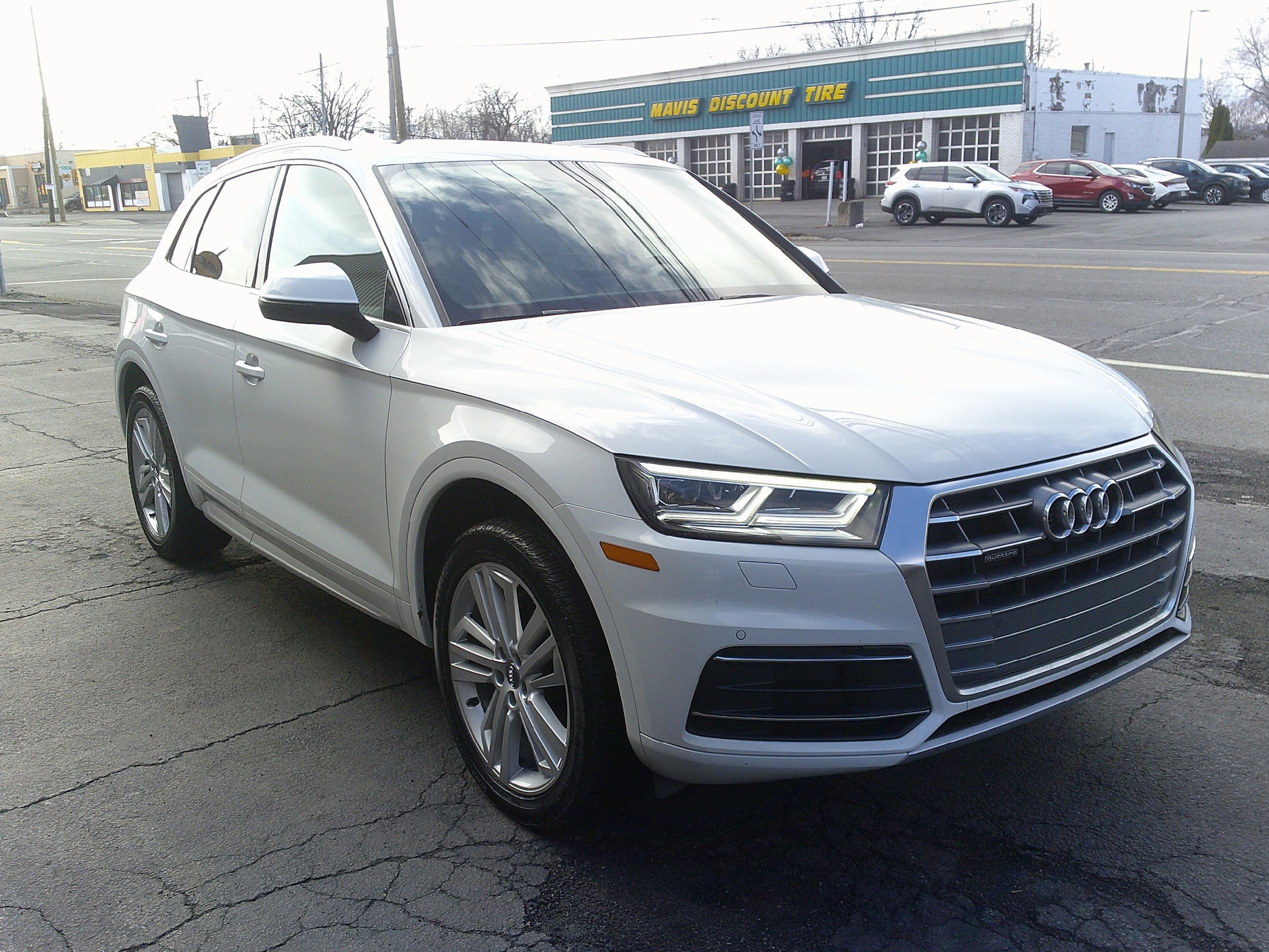 Used 2019 Audi Q5 2.0T Premium Plus AWD/4WD image 8