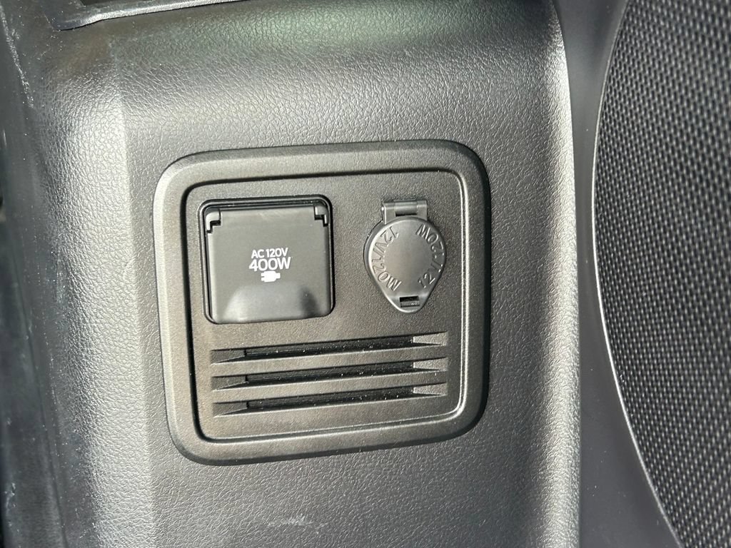 Used 2018 Toyota 4Runner Limited AWD/4WD image 14